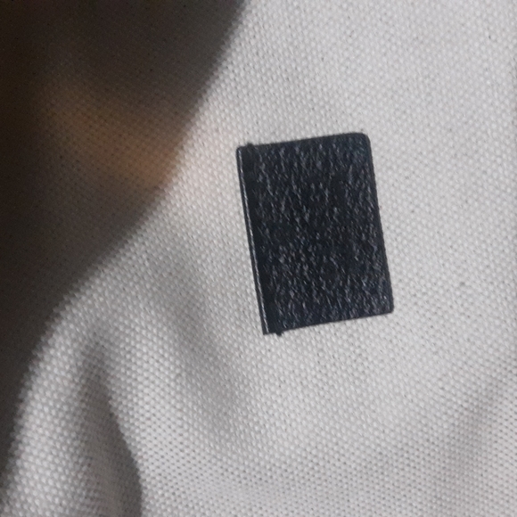 Gucci Fanny Pack with gucci storage bag 🛑No Returns🛑 - Picture 4 of 6